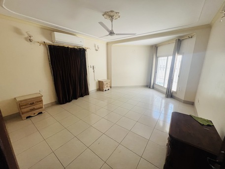 Tubli, Apartments/Houses, BHD 900/month,  Furnished,  5 BR,  BHD:-900/month SEMI FURNISHED  5 BHK SPECIOUS VILLA FOR RENT IN TUBLI -: FAZAL* 34664461*