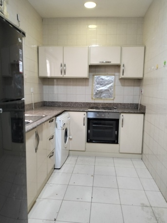 Salmaniya, Apartments/Houses, BHD 200/month,  Furnished,  1 BR,  50 Sq. Meter,  Fully Furnished Apartment With Ewa Salmaniya