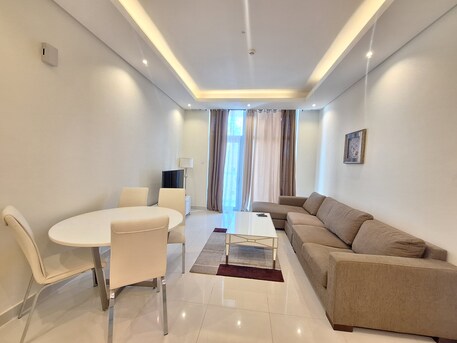 Juffair, Apartments, Flats, Houses & Villas, BHD 300/month,  Furnished,  1 BR,  Modern Interior
