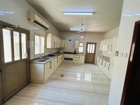 Tubli, Villas, BHD 1000,  3STORY 5 BEDROOM PRIVATE VILLA FOR RENT IN TUBLI:38185065