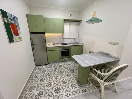 Amman, Apartments/Houses, JOD 7200/year,  Furnished,  1 BR,  Fully Furnished 1B Apart With Baconly In Jabal Amman First Circle 00962777688956