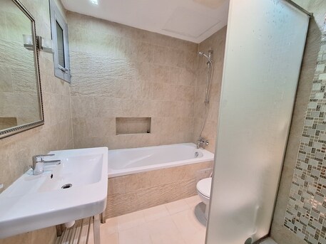 Juffair, Apartments, Flats, Houses & Villas, BHD 360/month,  Furnished,  1 BR,  Monthly Or Yearly