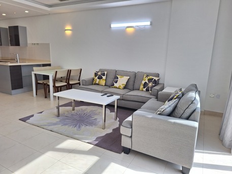 Juffair, Apartments, Flats, Houses & Villas, BHD 360/month,  Furnished,  1 BR,  Monthly Or Yearly