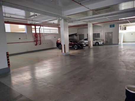 Hoora, Apartments/Houses, BHD 550/month,  Furnished,  2 BR,  3Bath Hall.Kitchen. Lift. Car-parking. Fullyfurnished. Inclusive Gim/pool. In -((Hoor))