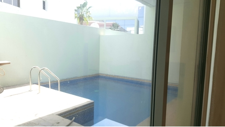 Mahooz, Villas, BHD 900,  Fully Furnished Luxury Villa In Mahooz With EWA
