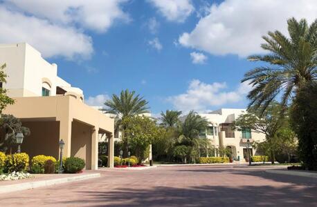 Saar, Villas, BHD 1050,  Spacious Villa For Rent In A Gated Community
