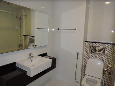 Juffair, Apartments/Houses, BHD 500/month,  2 BR,  Spacious Fully Furnished Flat For Rent In Juffair With EWA