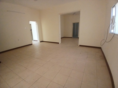 Salmaniya, Villas, BHD 500,  Un Furnished Family Villa For Rent In Salmaniya With Private Garden & Shade Parking