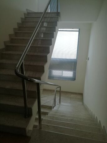 Zinj, Villas, BHD 1000,  Semi Furnished 5 Bedroom Villa