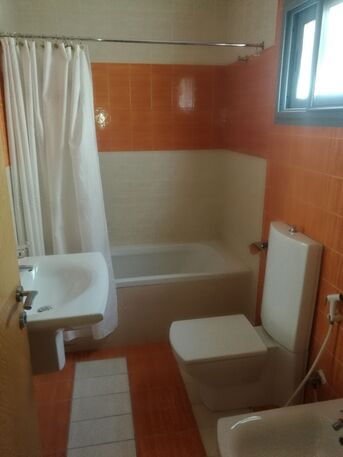 Zinj, Villas, BHD 1000,  Semi Furnished 5 Bedroom Villa