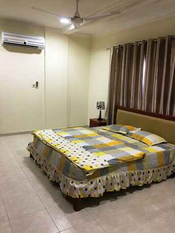 Zinj, Apartments/Houses, BHD 425/month,  2 BR,  Fully Furnished Apartment With Closed Kitchen In Zinj