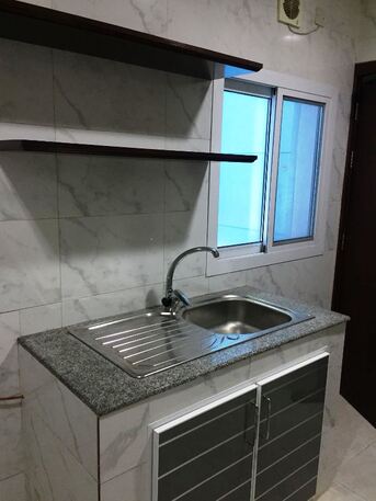 Zinj, Apartments/Houses, BHD 425/month,  2 BR,  Fully Furnished Apartment With Closed Kitchen In Zinj