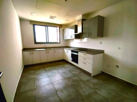 Adliya, Apartments/Houses, BHD 320/month,  Furnished,  2 BR,  125 Sq. Meter,  2 BHK Semi Furnished Luxury Apartment For Rent In Adliya