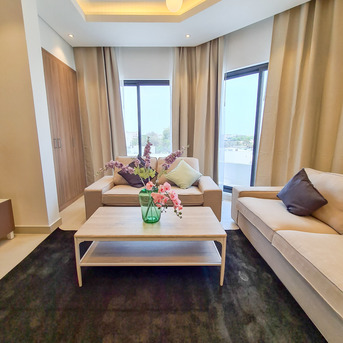 Janabiya, Apartments/Houses, BHD 450/month, 2 BR, Bright And Elegant Fully Furnished Flat In Janabiya With Balcony