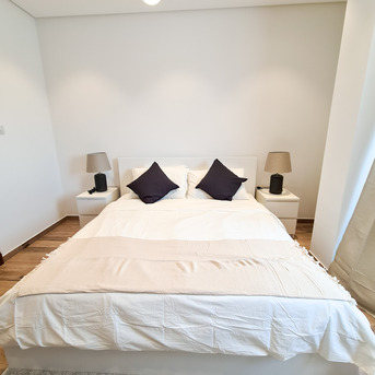 Janabiya, Apartments/Houses, BHD 450/month, 2 BR, Fully Furnished Flat In Janabiya With Balcony