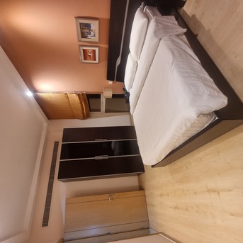 Juffair, Apartments/Houses, BHD 390/month,  2 BR,  &2BATHROOM Hall Kitchen Open Fully Furnished With Electricity Car Parking Balkani