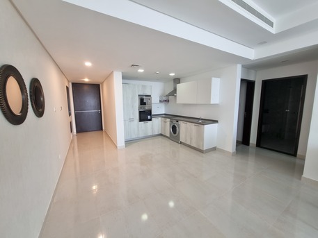 Amwaj, Apartments/Houses, BHD 390/month,  2 BR,  Modern Fully Furnished Flat For Rent In Amwaj Island