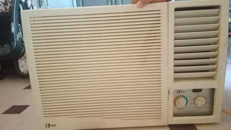 Riyadh, Electronics, SAR 550,  Hot & Cold Window Ac For Sale Just 550 Slightly Used-Brand Besat