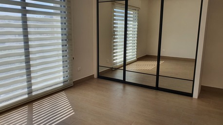 Amman, Apartments/Houses, JOD 23000/year,  Furnished,  3 BR,  Brandnew Semi Furnished 3B Apart With Baconlies In 5circle 00962777688956