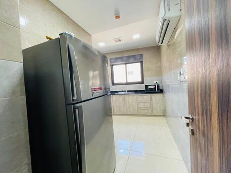 Adliya, Apartments, Flats, Houses & Villas, BHD 350/month,  2 BR,  Bright And Cozy Apartment For The Rent In Adliya With Gas Cooker