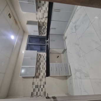 Manama, Apartments/Houses, BHD 250/month,  2 BR,  +ATHROOM Hall Kitchen Without Electricity Balkani Car Parking New Flat