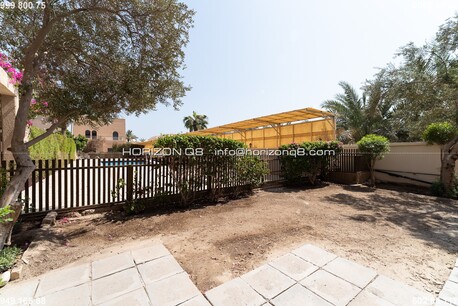 Kuwait City, Apartments/Houses, KWD 1100/month,  3 BR,  Messilah &ndash; Unfurnished, Compound Villas W/pool And Garden