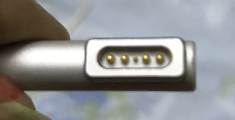 Gudaibiya, Computers, BHD 15,  Apple 85W MagSafe Power Adapter (for 15- And 17-inch MacBook Pro)