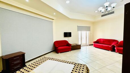 Hoora, Apartments, Flats, Houses & Villas, BHD 190/month,  Furnished,  Studio,  FULLY FURNISHED SPACIOUS STUDIO FLAT WITH EWA