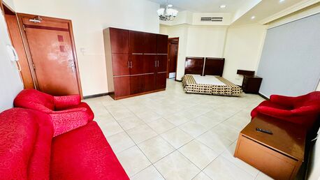 Hoora, Apartments, Flats, Houses & Villas, BHD 190/month,  Furnished,  Studio,  FULLY FURNISHED SPACIOUS STUDIO FLAT WITH EWA