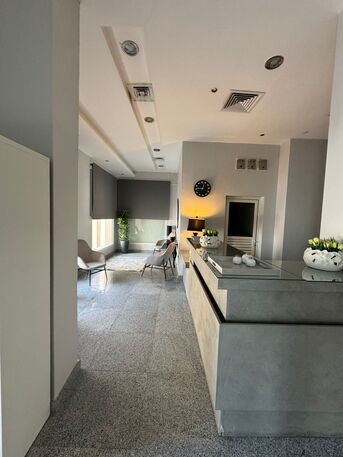 Salmiya, Apartments/Houses, KWD 375/month,  2 BR,  80 Sq. Meter,  Apartment For Rent In Salmiya, Overlooking The Sea, With A Large Balcony And A Lobby