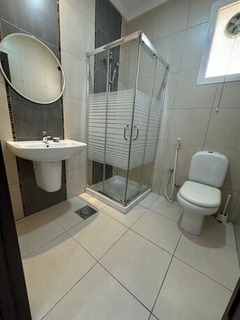 Salmiya, Apartments/Houses, KWD 375/month,  2 BR,  80 Sq. Meter,  Apartment For Rent In Salmiya, Overlooking The Sea, With A Large Balcony And A Lobby