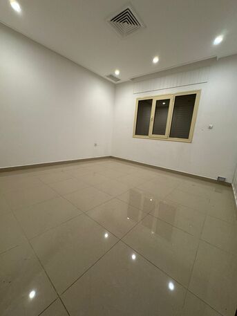 Kuwait City, Apartments/Houses, KWD 650/month,  3 BR,  95 Sq. Meter,  Ground Floor Apartment With Private Entrance And Shared Entrance, For Rent In Jabriya
