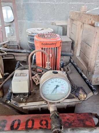 Dammam, Heavy Equipment, SAR 12000,  Heavy Duty Hydraulic Jack And Pump USA