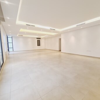 Kuwait City, Apartments/Houses, KWD 800/month,  4 BR,  200 Sq. Meter,  A Floor Consisting Of 4 Rooms, A Large Hall With A Balcony  For Rent In Fnaitees