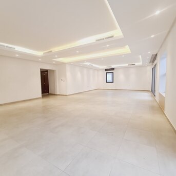 Kuwait City, Apartments/Houses, KWD 800/month,  4 BR,  200 Sq. Meter,  A Floor Consisting Of 4 Rooms, A Large Hall With A Balcony  For Rent In Fnaitees