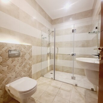 Kuwait City, Apartments/Houses, KWD 800/month,  4 BR,  200 Sq. Meter,  A Floor Consisting Of 4 Rooms, A Large Hall With A Balcony  For Rent In Fnaitees