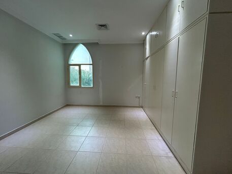 Kuwait City, Villas, KWD 1600,  400 Sq. Meter,  Spacious Villa, Ground And First Floor, 5 Bedrooms And 3 Living Rooms With A Laundry Room