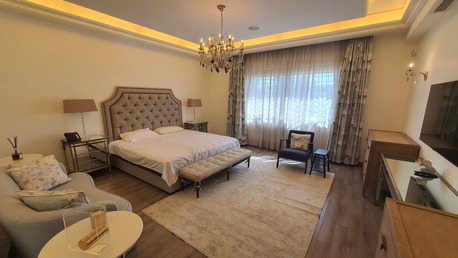 Amman, Apartments/Houses, JOD 40000/year,  Furnished,  3 BR,  Amazing Fully Furnished 3B Apart With Baconly In 5 Circle 00962777688956