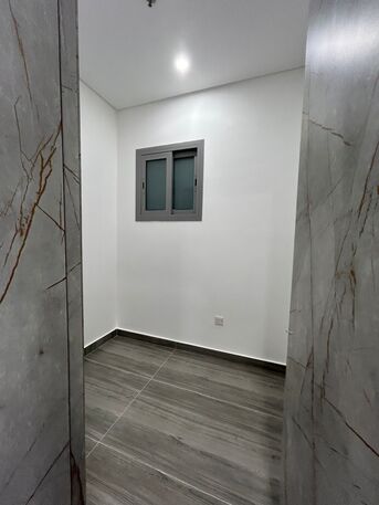 Salmiya, Apartments/Houses, KWD 500/month,  3 BR,  120 Sq. Meter,  Apartment For The First Inhabitant,3 Rooms, A Maid&rsquo;s Room With A Bath, For Rent In Salmiya