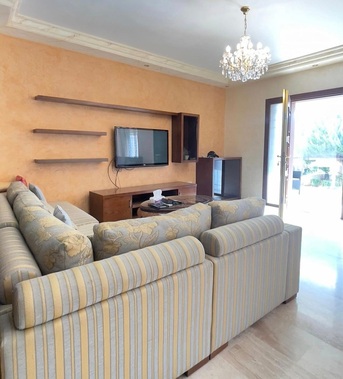 Amman, Apartments/Houses, JOD 22000/year,  Furnished,  3 BR,  Ground Fully Furinshed 3B Apartment With Outside Terrace In 5 Circle 00962777688956