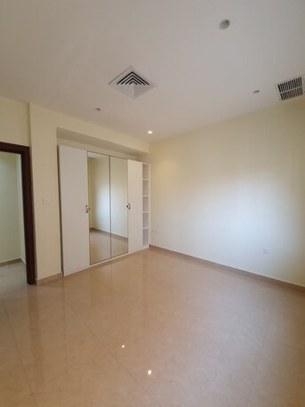 Kuwait City, Apartments/Houses, KWD 515/month,  2 BR,  140 Sq. Meter,  Apartment 2 Spacious Bedrooms Semi-furnished, Fully Equipped Kitchen For Rent In Hawally