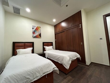 Salmiya, Apartments/Houses, KWD 900/month,  Furnished,  3 BR,  130 Sq. Meter,  For Rent In Salmiya, 3 Fully Furnished Rooms, Large Hall, Fully Equipped Kitchen