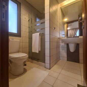 Kuwait City, Apartments/Houses, KWD 575/month,  Furnished,  2 BR,  90 Sq. Meter,  For Rent In Sharq  2 Spacious Bedrooms, Fully Furnished, Super Luxurious Finishing, A Gym