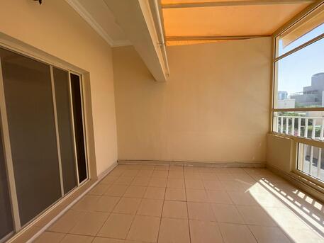 Manama, Apartments, Flats, Houses & Villas, BHD 310/month,  5 BR,  Spacious Apartment For Rent In Um Al Hassam