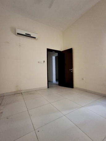 Hoora, Apartments/Houses, BHD 170/month,  2 BR,  Spacious Semi Furnished 2 Bedroom Family Flat Without Electricity 170/BD In Hoora