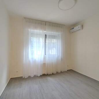 Abdoun, Apartments/Houses, JOD 28000/year,  Furnished,  4 BR,  Part Of Villa Semi Furnished 4B With Big Garden Abdoun 00962777688956