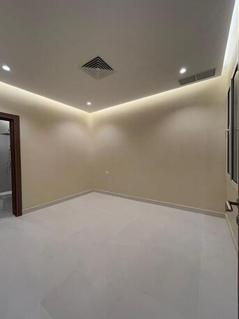 Kuwait City, Apartments/Houses, KWD 750/month,  4 BR,  200 Sq. Meter,  For Rent In Rumaithiya, High Ground Floor Apartment Consisting Of 4 Master Rooms