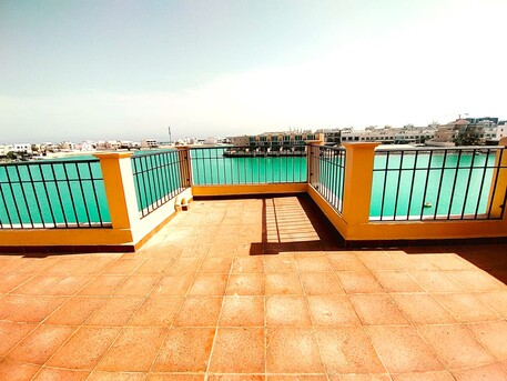 Amwaj Islands, Villas, BHD 800,  Furnished,  260 Sq. Meter,  Beautiful Sea Front Villa For Rent In Amwaj Floating Island BD 800/-