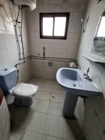 Gudaibiya, Apartments/Houses, BHD 150/month,  2 BR,  UN Furnished Spacious 2 Bedroom Family Flat Without Electricity @150 BD  In Gudaibiya