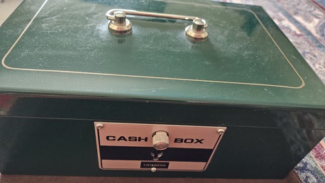 Riyadh, Jewelry, SAR 80,  Cash Box